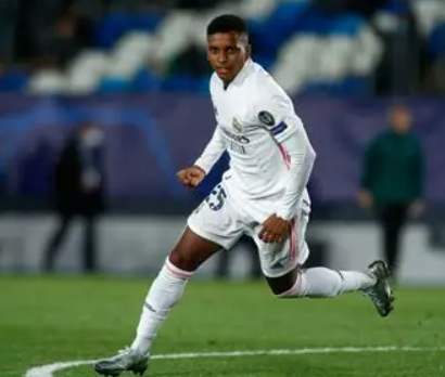 罗德里戈：从困境突围，皇马与巴西的闪耀之星